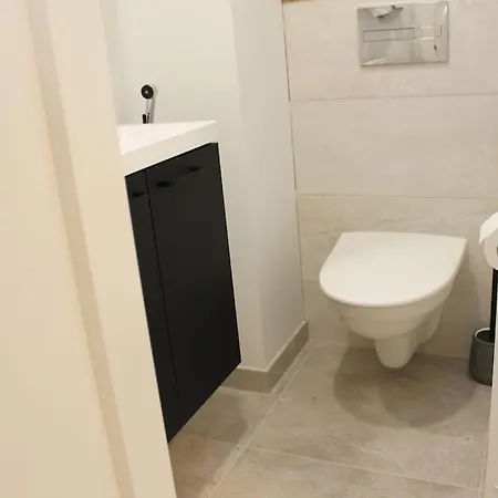 Upea Saunallinen Puutalo-osuus Appartement *