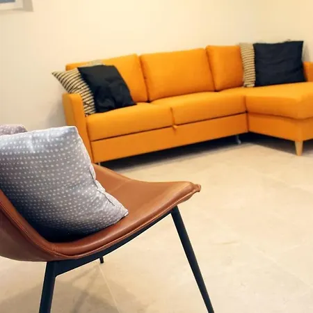 Upea Saunallinen Puutalo-osuus *