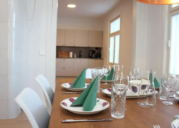 Upea Saunallinen Puutalo-osuus Appartement Pori